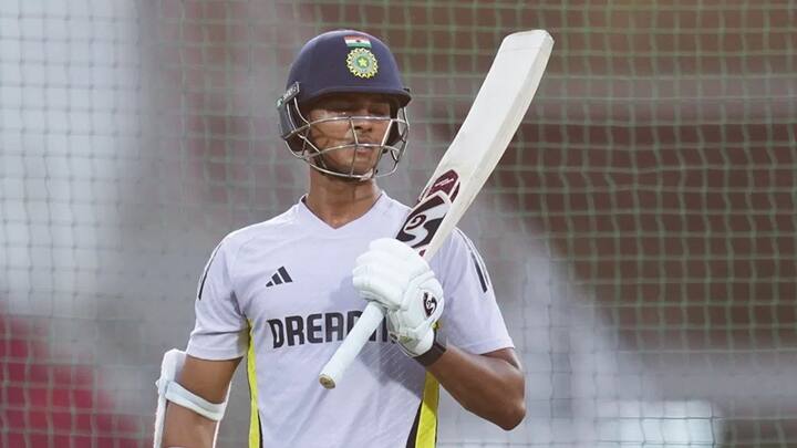 2023 मध्ये आंतरराष्ट्रीय क्रिकेटमध्ये पदार्पण करणारा यशस्वी जैस्वाल सध्या भारतासाठी तिन्ही फॉरमॅटमध्ये खेळतो. यशस्वी जैस्वालने 19 कसोटी, 1 एकदिवसीय आणि 23 टी-20 सामने खेळले आहेत. यशस्वी जैस्वालने कसोटीत 4 शतके आणि टी-20 मध्ये 1 शतक झळकावले आहे.