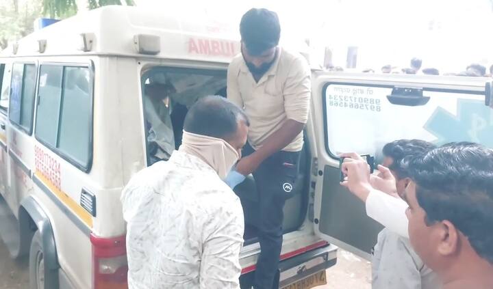 सविता शिंगारे वय 45 वर्ष असं मयत महिलेचं नाव आहे.