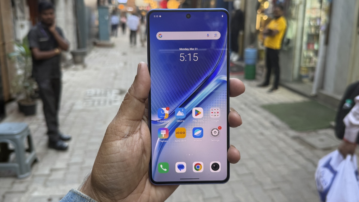 iQoo Neo 10R Review: Looking For A Solid Gaming Phone Under Budget? Strafe No Further