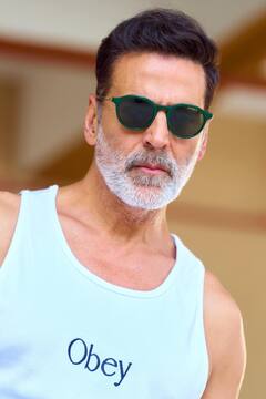 कभी 500 रुपए रेंट देकर छोटे से घर में रहता था ये बच्चा, आज बन गया 2500 करोड़ का मालिक