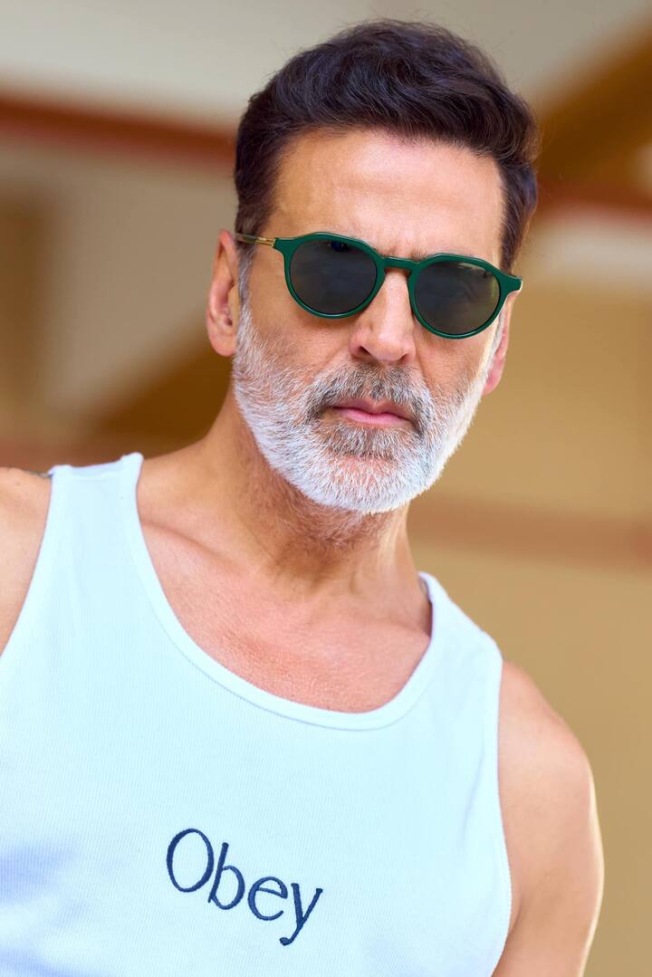 इसका खुलासा खुद अक्षय कुमार ने यूट्यूबर रणवीर अल्लाहबादिया के पॉडकास्ट में किया था. एक्टर ने बताया था कि, ‘आज भले ही मैं बड़े मुकाम पर हूं. लेकिन वक्त निकालकर मैं अपने पुराने घर जरूर जाता हूं.’