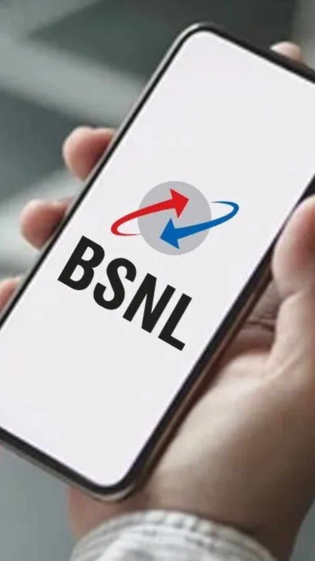 BSNL का कम्युनिकेशन डिपार्टमेंट अक्टूबर, 2000 से शुरू हुआ.