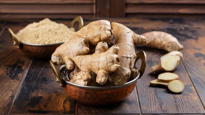 Ginger and Cumin: These two have a soothing impact on the person’s feeling of bloat while also promoting the gut-brain connection. (Image Source: Canva)