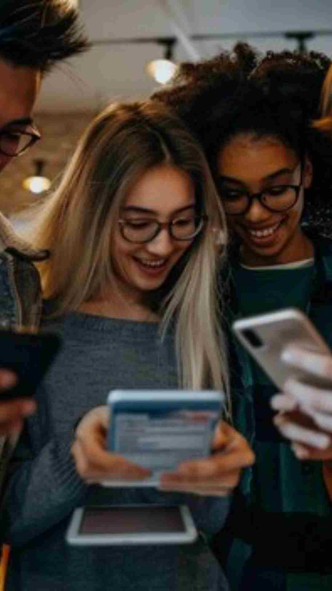 किस टेलीकॉम कंपनी के पास हैं सबसे ज्यादा यूजर्स! ये है नंबर 1