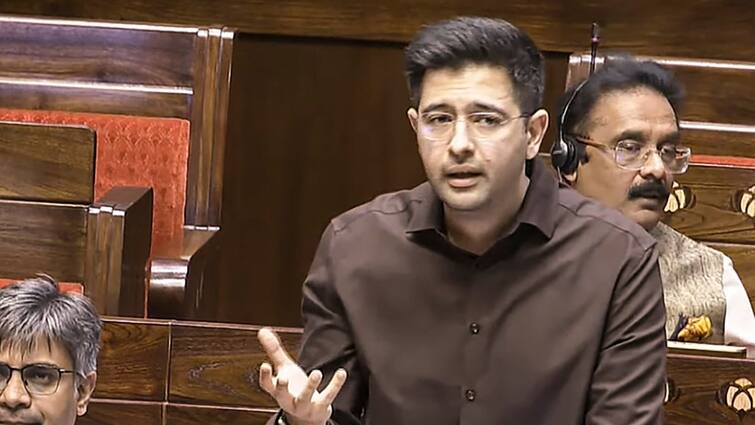 AAP MP Raghav Chadha targeted BJP over us tariff on india ANN भारत को US से मिला टैरिफ का झटका तो राघव चड्ढा बोले, 'अच्छा सिला दिया तूने…'