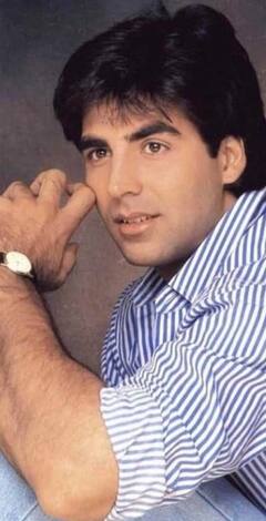 कभी 500 रुपए रेंट देकर छोटे से घर में रहता था ये बच्चा, आज बन गया 2500 करोड़ का मालिक