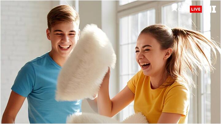  https:= international pillow fight day When did longest pillow fight take place in world Record