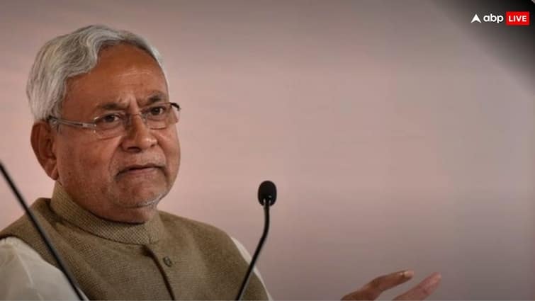 Waqf Amendment Bill 2025 Nitish Kumar next step ahead Bihar Assembly Election after voting for Waqf Act Waqf Amendment Bill 2025: बीजेपी के वक्फ वाले ‘ट्रैप’ में फंसे नीतीश कुमार अब आगे क्या करेंगे?