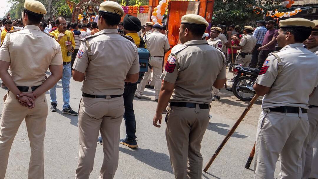 Permission granted by the Calcutta High Court for the Ram Navami’s procession बंगाल में रामनवमी शोभायात्रा को मंजूरी! हाईकोर्ट ने कहा- शस्त्र ले जाने की इजाजत नहीं