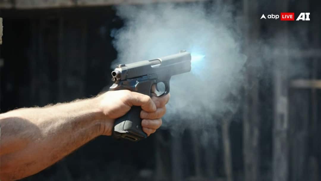 Kolkata News Rajarhat TMC Inner Clash Shootout Complaint against MLA Tapas Chatterjee Kolkata News: রণক্ষেত্র রাজারহাট, তৃণমূলের গোষ্ঠী সংঘর্ষের অভিযোগ ; চলল 'গুলি' !