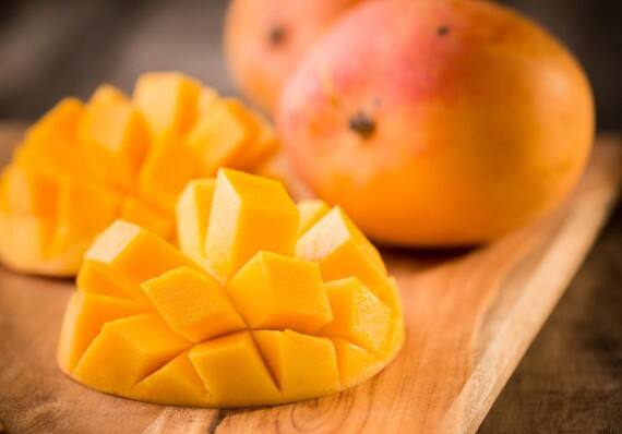 કેરી પાચનક્રિયાને સ્વસ્થ રાખવામાં અસરકારક છે. આ અપચો, પેટનું ફૂલવું અને કબજિયાતની સમસ્યાને દૂર રાખે છે.