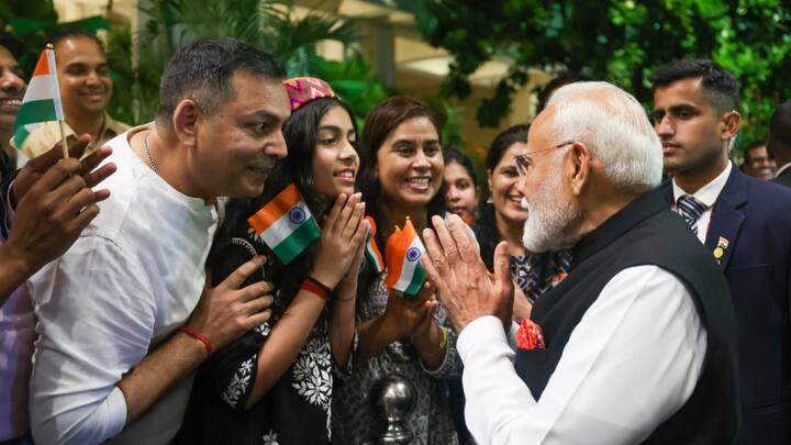 PM Modi received a ceremonial welcome at Colombo’s Independence Square, starting his 3-day Sri Lanka visit to boost regional ties and development cooperation.