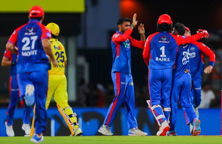 चेन्नई के एमए चिदंबरम स्टेडियम में खेले गए इस मुकाबले में दिल्ली ने टॉस जीतकर पहले बल्लेबाजी करने का फैसला लिया था. इस दौरान दिल्ली ने सीएसके को 184 रनों का लक्ष्य दिया था.