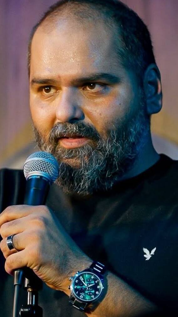 बुक माय शो ने हटाया कुणाल कामरा का सारा कंटेंट, आर्टिस्ट लिस्ट से भी किया बाहर