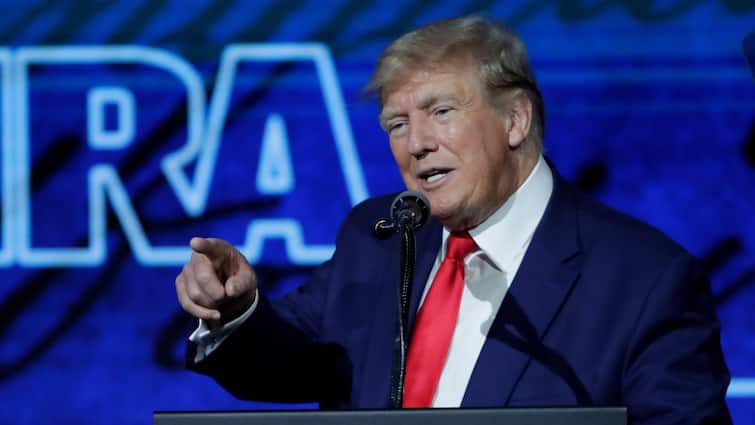 america suffered a big blow due to donald trump jaguar land rover stopped the supply of luxury cars America: ડોનાલ્ડ ટ્રમ્પના કારણે અમેરિકાને પડ્યો મોટો ફટકો, લક્ઝરી કારની સપ્લાય થઈ બંધ!
