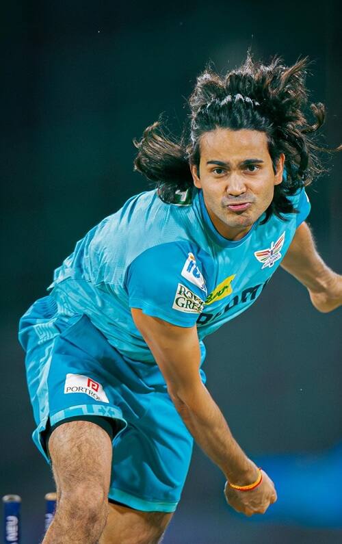 দাম ৩০ লক্ষ, জরিমানা গুনতে হল প্রায় ৬ লক্ষ টাকা! কী এই নোটবুক সেলিব্রেশন?