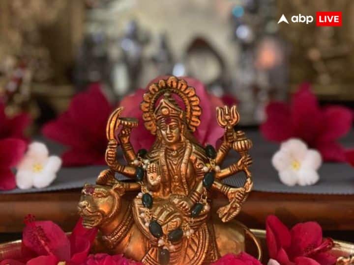 नवरात्रि के आखिरी दिन किए जानें वाले उपाय से जीवन में खुशियों का आगमन होता है बहुत सी समस्याओं का अंत होता है.