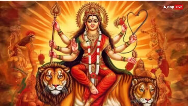 નવમીના દિવસે કન્યા ભોજ બાદ જ વ્રત તોડવું જોઈએ, આ માટે સવારે વહેલા ઉઠો, સ્નાન કરો અને સ્વચ્છ વસ્ત્રો પહેરીને રસોડામાં જાઓ. રસોડાને સારી રીતે સાફ કરો. રસોઇ કરો, થાળ માતાને ધરાવો અને કન્યાની પૂજન કરીને ભોજ પીરશો