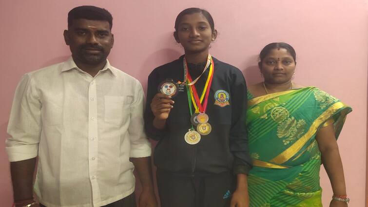 Kabaddi competition held in Patna Chithirakudi student wins bronze medal tnn பாட்னாவில் நடந்த கபாடி போட்டி... வெண்கலம் வென்ற சித்திரக்குடி மாணவி