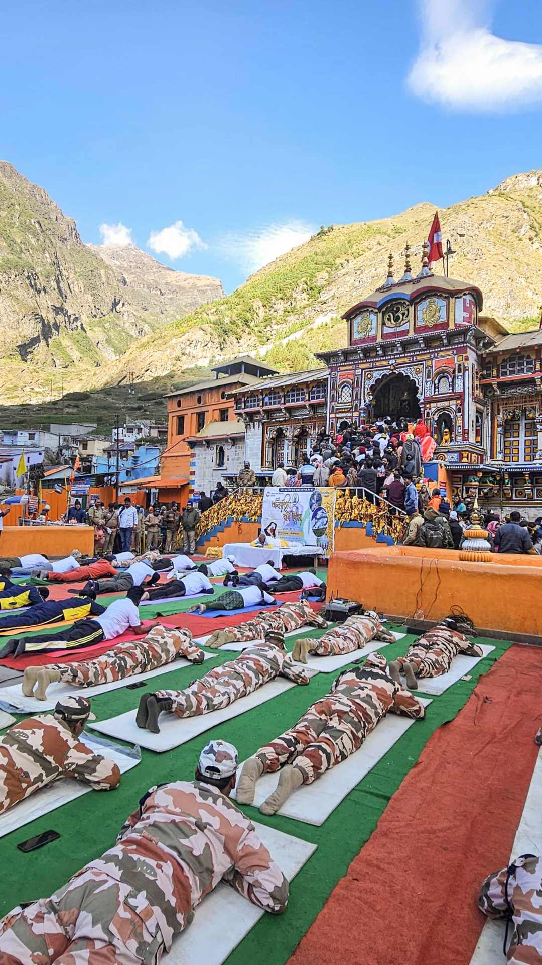 जीवन में एक बार चारधाम यात्रा करना हर हिंदू का सपना होता है