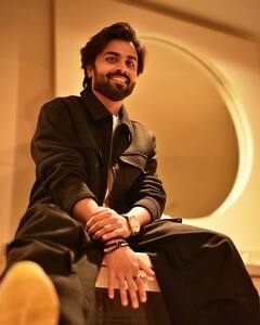 Panchayat 4: बेहद लग्जरी है ‘पंचायत’ के ‘सचिव’ की लाइफ, नेटवर्थ और फीस जानकर रह जाएंगे दंग