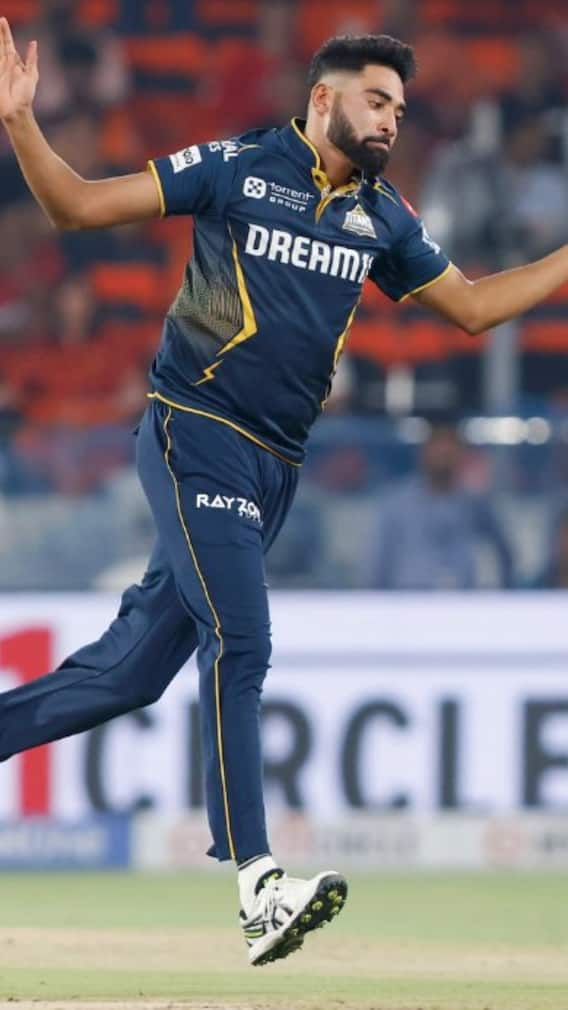 हैदराबाद में DSP सिराज ने लगाया शतक, तोड़ा आईपीएल के विकेटों का रिकॉर्ड