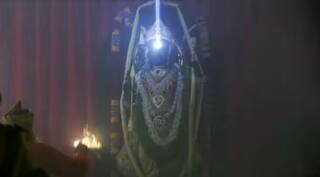 ਅਯੁੱਧਿਆ 'ਚ ਭਗਵਾਨ ਰਾਮ ਦਾ 4 ਮਿੰਟ ਲਈ ਹੋਇਆ ਸੂਰਜ ਤਿਲਕ, ਮੰਦਰ 'ਚ ਗੂੰਜੇ ਘੰਟੀਆਂ ਤੇ ਸ਼ੰਖ, ਦੇਖੋ ਸ਼ਾਨਦਾਰ ਵੀਡੀਓ