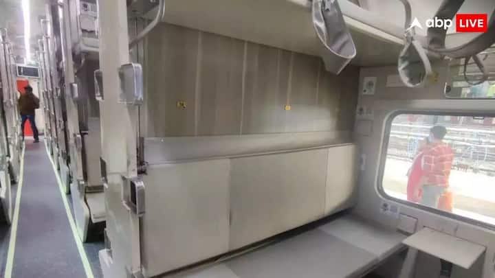 Third AC Economy Booking: ट्रेन के एयरकंडीशंड स्लीपर कोच की टिकट की कीमत थर्ड एसी कोच के मुकाबले कम होती है. हालांकि इसमें कुछ सुविधाएं थर्ड एसी कोच से अलग होते हैं. जानें पूरी डिटेल्स.