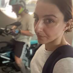 Kareena Kapoor Unwinds With Soha Ali Khan, Neha Dhupia on A Chill Sunday