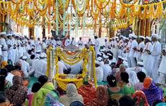 शेकडो भाविकांच्या उपस्थितीत विठ्ठल मंदिरात राम जन्म उत्साहात साजरा