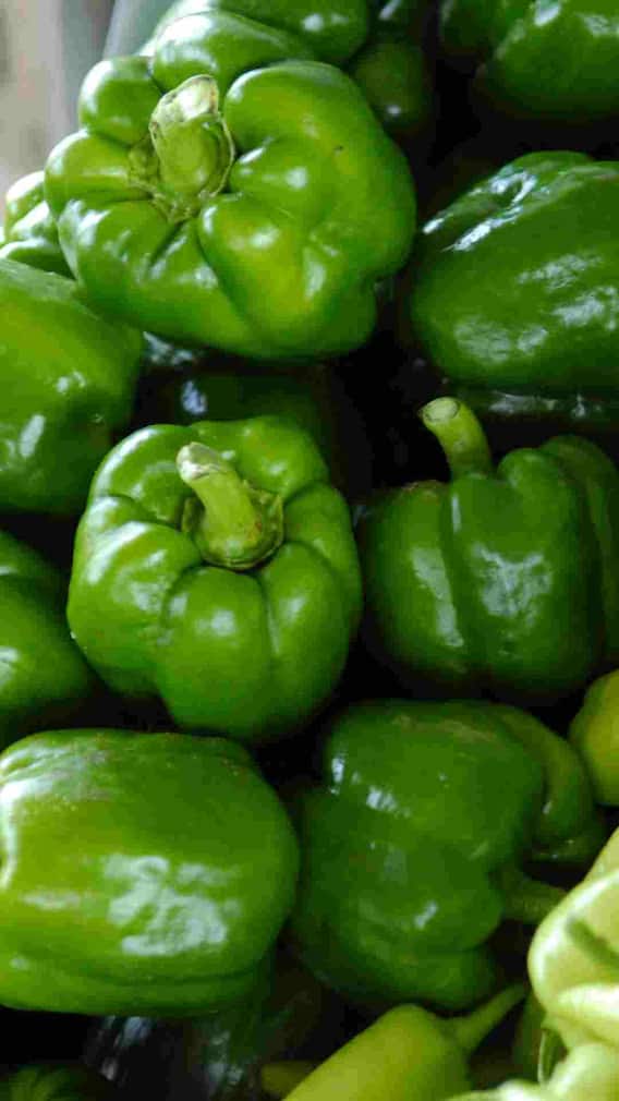 शिमला मिर्च बिना पकाए खाने से क्या होता है लाभ