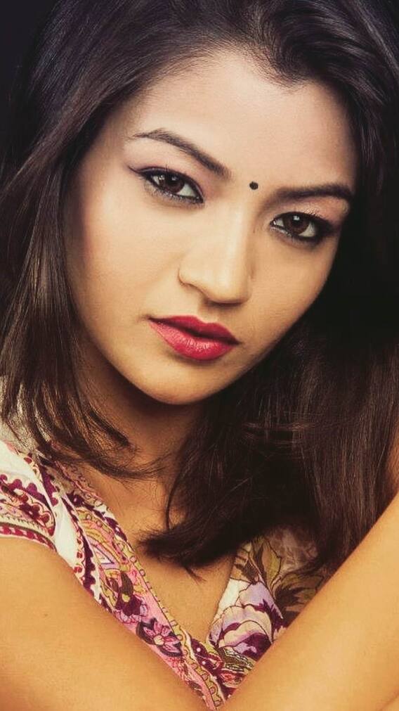 ग्लैमरस अवतार में दिखी अरमान अभीर की चाची सा