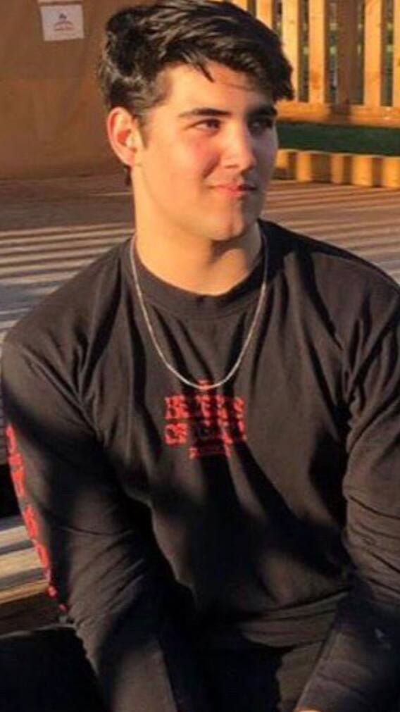 अक्षय कुमार के साहबजादे एक्टिंग नहीं, इसमें बनाना चाहते हैं अपना करियर