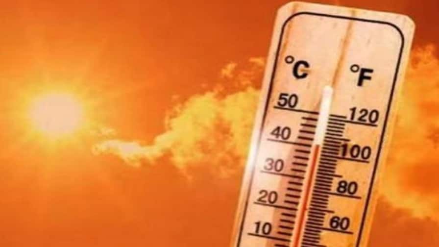 India Boiling: Brutal Heatwave Grips North As Mercury Soars Past 40°C india-north-heatwave-alert-imd-warning-weather-forecast-april-2025 India Boiling: Brutal Heatwave Grips North As Mercury Soars Past 40°C