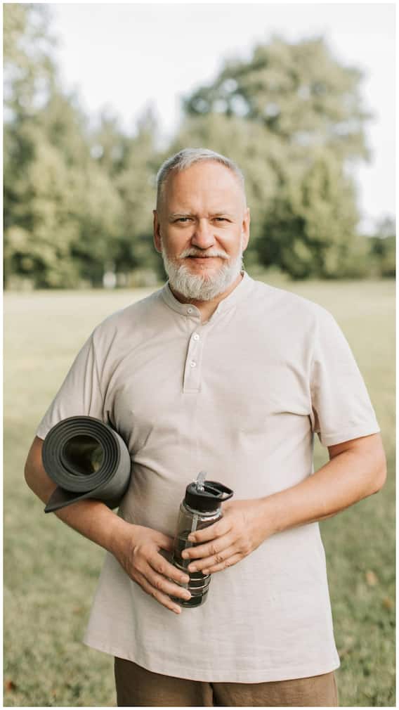 ఈ ఐదు యోగాసనాలతో కీళ్ల నొప్పులు మాయం -  వృద్ధులు రోజంతా చురుకుగా ఉంటారు!