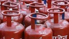 ઉજ્જવલા યોજનામાં મળતું LPG સિલિન્ડર આટલું મોઘું થયું, જાણો કઈ મહિલાઓને લાગશે ફટકો