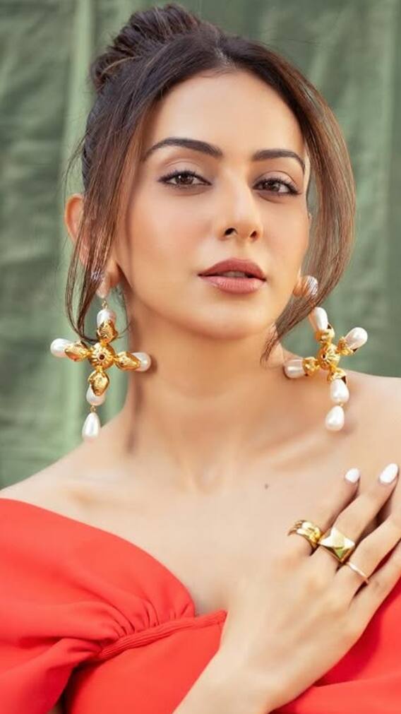 वर्ल्ड हेल्थ डे पर रकुल प्रीत का मंत्रा, सिर्फ 5 मिनट देकर ऐसे हेल्दी रह सकते हैं आप