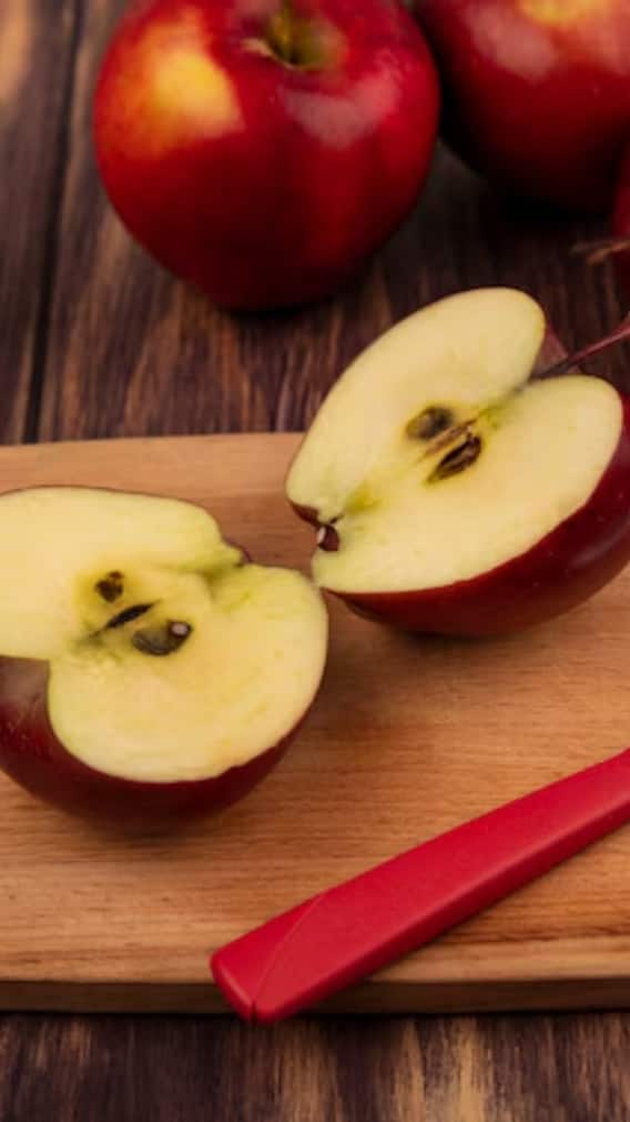 सेब के कितने बीज खाने से हो सकती है इंसान की मौत?