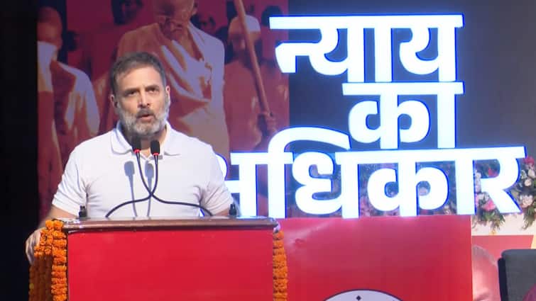 Rahul Gandhi Bihar Tour Says We Will Move Forward by Uniting EBC OBC and Dalits ANN Rahul Gandhi Bihar Tour: 'EBC, OBC, दलित, सबको जोड़कर आगे बढ़ेंगे', पटना में क्या कुछ बोले राहुल गांधी?