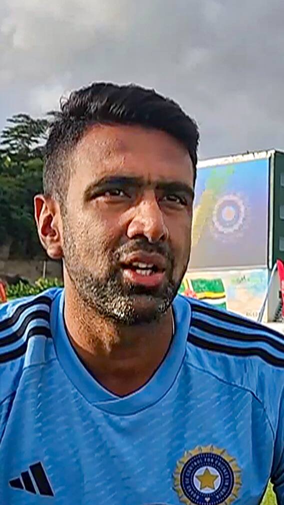 यूट्यूब से बंपर कमाई करते हैं ये क्रिकेटर, जानें किस-किस खिलाड़ी का है चैनल