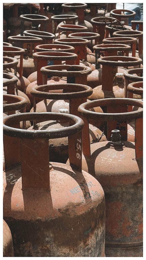 एलपीजी सिलेंडर की कीमत में हुई इतनी बढ़ोतरी