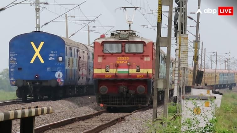 indian railway cancelled dozen of trains due to this reason check the list before travelling ट्रेन से जाने वाले मुसाफिरों की परेशानी बढ़ी, रेलवे ने कैंसिल की इतनी ट्रेनें, चेक करें लिस्ट