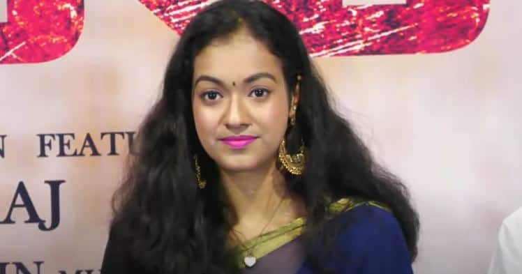 கேட்ட கேள்வியில் ஸ்ருதி நாராயணன் மூஞ்சி தொங்கிய போச்சு! கடுக்கா பட விழாவில் நேர்ந்த மோசமான சம்பவம்!