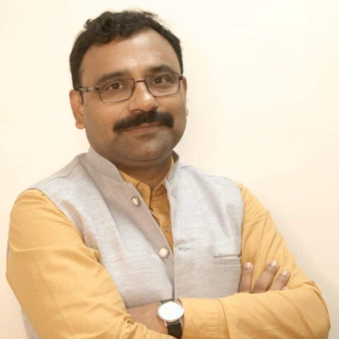 ডাঃ অর্পণ চক্রবর্তী