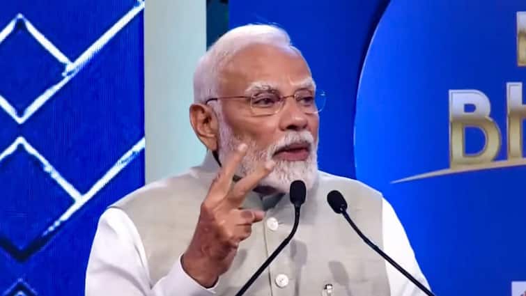 PM Modi big statement on Vaibhav Suryavanshi who scored a century in 35 balls in IPL know what he said IPL में 35 गेंदों पर शतक जड़ने वाले वैभव सूर्यवंशी पर पीएम मोदी का बड़ा बयान, जानिए क्या कहा