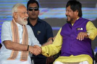 वय झालं असलं तरी नरेंद्र मोदी आणखी स्ट्रॉंग, ते चौथ्यांदा पंतप्रधान होणार, रामदास आठवलेंचं वक्तव्य, म्हणाले, ते देवाचा अवतार नाहीत पण... 