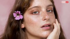 फेंकने के बजाय चेहरे पर लगाएं आलू का छिलका, कुछ ही दिनों में झुर्रियां हो जाएंगी गायब