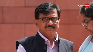 Maharashtra: ઉદ્ધવ ઠાકરેએ આ નેતાને આપ્યું સંજય રાઉતની સમકક્ષ પદ, પ્રિયંકા ચતુર્વેદી અને અન્ય 6 લોકોને પણ મોટી જવાબદારી Maharashtra: ઉદ્ધવ ઠાકરેએ આ નેતાને આપ્યું સંજય રાઉતની સમકક્ષ પદ, પ્રિયંકા ચતુર્વેદી અને અન્ય 6 લોકોને પણ મોટી જવાબદારી