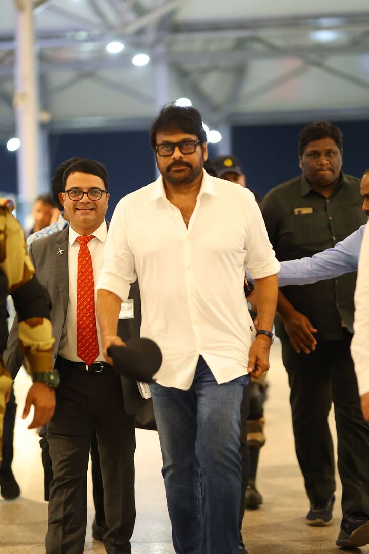 అన్నయ్య చిరంజీవి మీద అభిమానం, గౌరవంతో ఆయన అసలు పేరు కొణిదెల శివ శంకర్ వరప్రసాద్ లోని శంకర్ తీసుకుని తనయుడికి మార్క్ శంకర్ పవనోవిచ్ అని పేరు పెట్టారు పవన్ కళ్యాణ్.