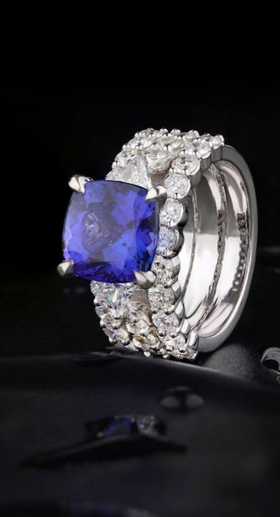 क्यों इतना महंगा होता है ब्लू डायमंड?